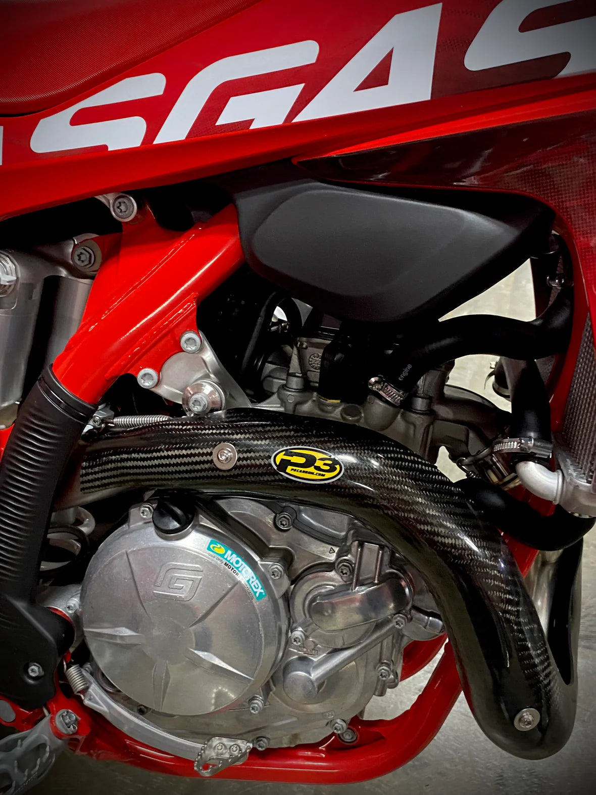 P3 Carbon Heat Shield MAXCoverage: GasGas MC450F | EX450F | 2024 - 2025