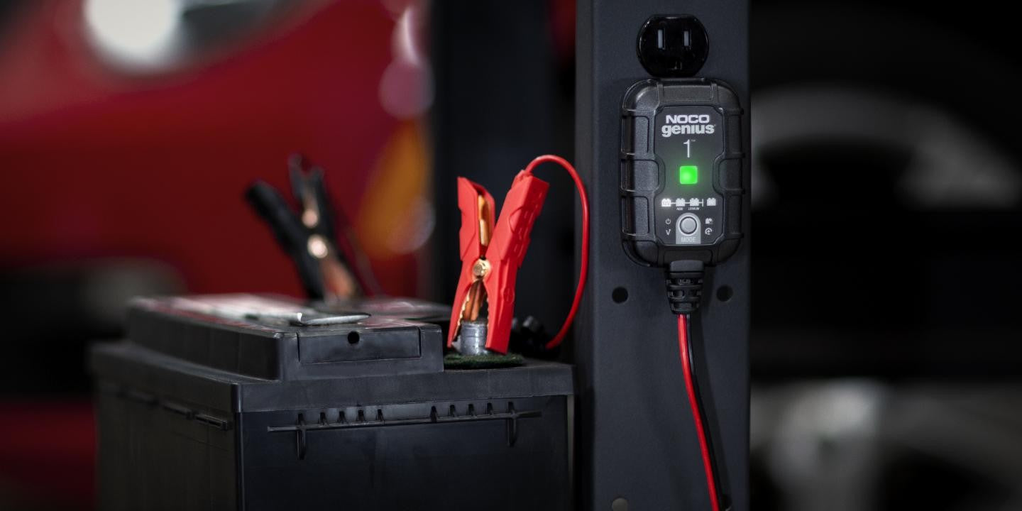 NOCO GENIUS1  6V/12V 1-Amp Smart Battery Charger