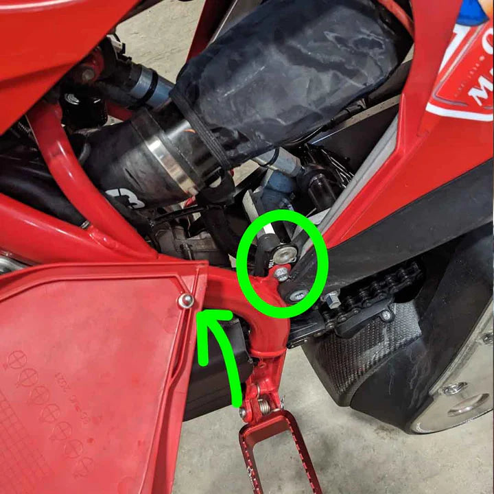 C3 Air Box Delete Bracket