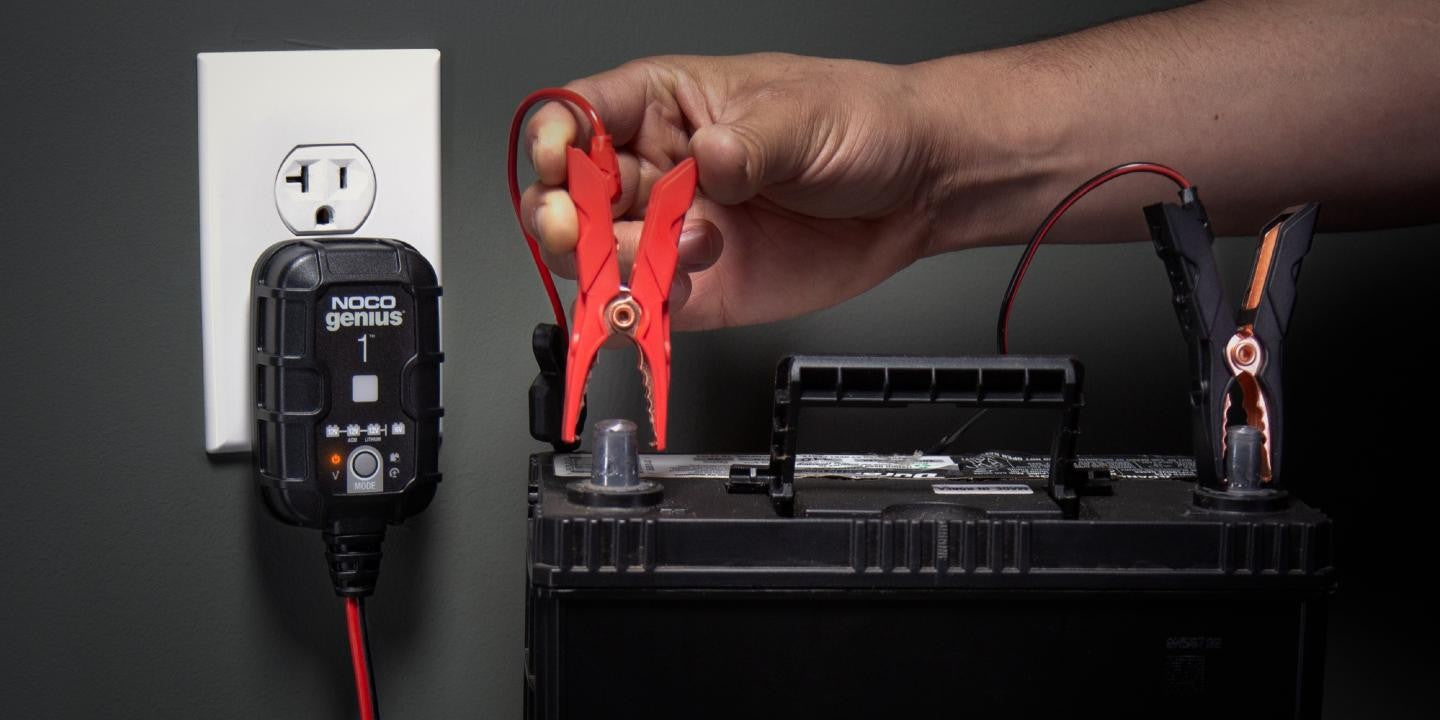 NOCO GENIUS1  6V/12V 1-Amp Smart Battery Charger